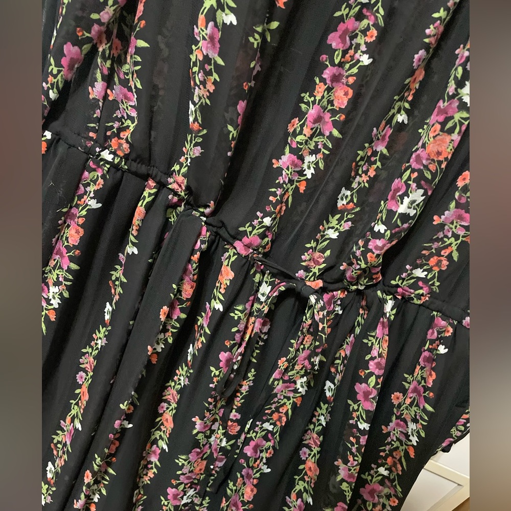 Stunning midi floral dress with a slip underlay